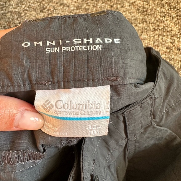 Men’s Columbia Shorts - Picture 3 of 3